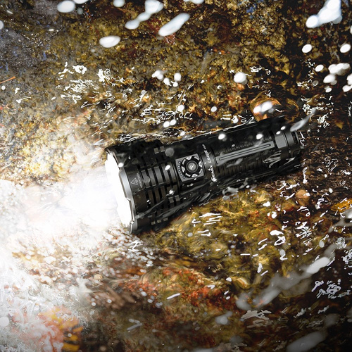 LED-Taschenlampen - Fenix – LR40R V2.0 Suchscheinwerfer mit 15000 mAh Akku – 15000 lm – Schwarz – LR40R V2.0