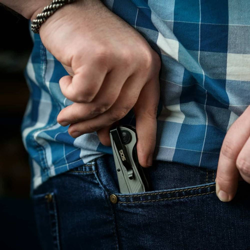 SOG - Multitool Flash - 7 Werkzeuge - Silber - 29-55-01-41 - Multitools - Multitools