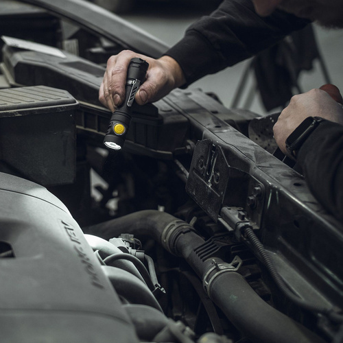 LED-Taschenlampen - Armytek - LED-Taschenlampe Partner C2 - Weiß Licht - 1100 lm - 18650 - Schwarz - F07802C