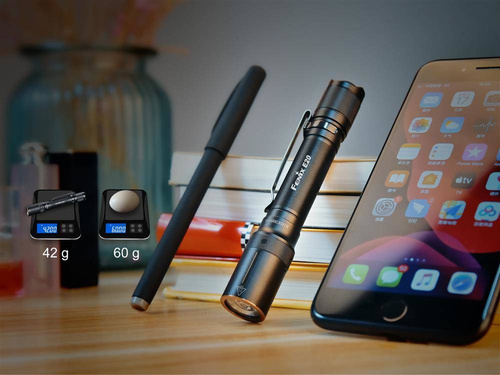 Fenix - E20 V2.0 Taschenlampe - 350 Lumen - LED-Taschenlampen - Outdoor