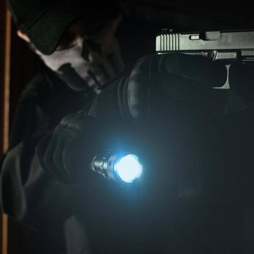 M-Tac - P4 LED-Taschenlampe - 250 lm - Schwarz - MTC-P4 - LED-Taschenlampen - Outdoor