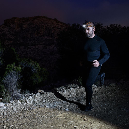 Outdoor - Fenix - Wiederaufladbare LED-Stirnlampe mit 2600-mAh-Akku - 1200 Lumen - HM60R - LED-Taschenlampen