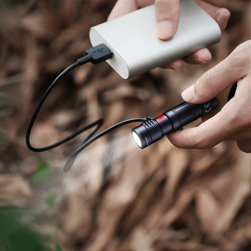 Outdoor - Fenix - Wiederaufladbare LED Taschenlampe E05R - Schlüsselanhänger - 400 Lumen - Schwarz - 039-493 - LED-Taschenlampen