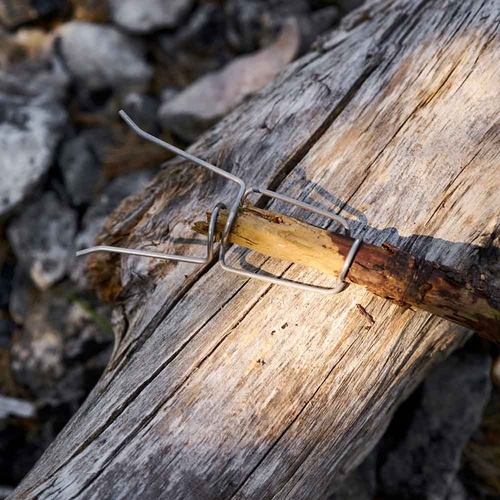 Light My Fire - Grandpa's FireFork 2er-Pack BIO Lagerfeuer-Spieße - SandyGreen / DustyPink - 2302011313 - Besteck & Geschirr - Outdoor