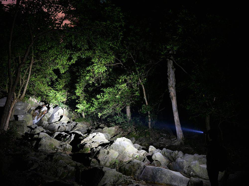 Outdoor - Fenix - E02R Wiederaufladbare Taschenlampe - 200 Lumen - LED-Taschenlampen