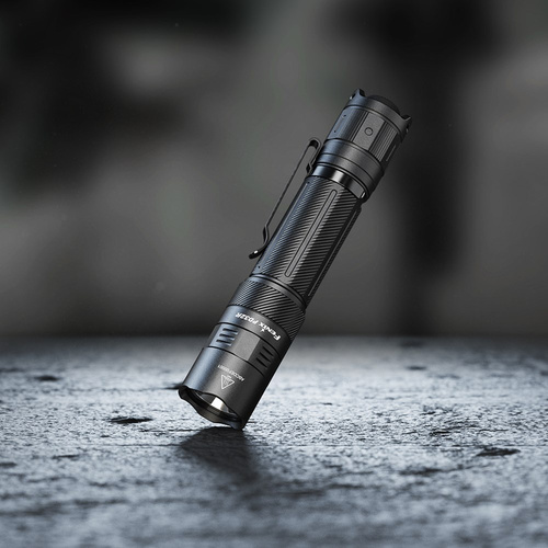 LED-Taschenlampen - Fenix - Taktische LED Taschenlampe PD32R mit 3400 mAh Akku - 1400 lm - Schwarz - PD32R