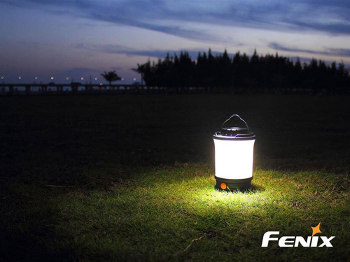 Fenix - Camping LED Taschenlampe - 650 Lumen - 18650 - Schwarz - CL30R - LED-Taschenlampen - Outdoor