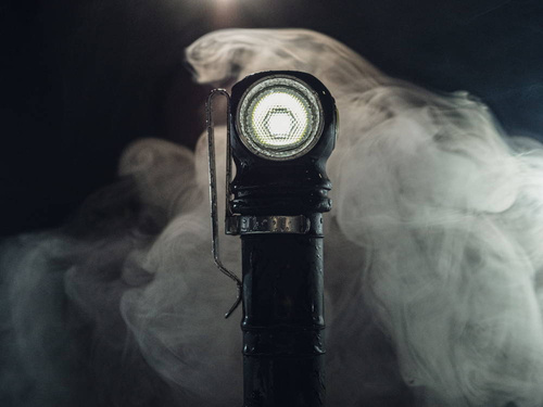 Outdoor - Armytek - Wizard C2 PRO MAX wiederaufladbare Taschenlampe - 4000 Lumen - F06701C - LED-Taschenlampen