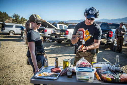 Bekleidung - Helikon - Koszulka T-Shirt Helikon-Tex Straßenschild - Olivgrün - TS-HRS-CO-02 - T-Shirts