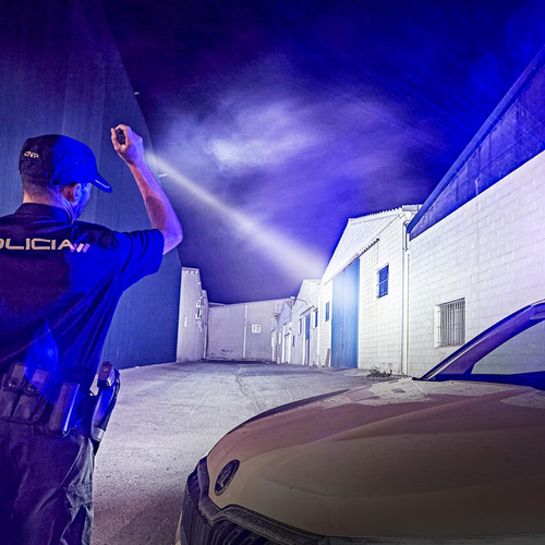 Outdoor - Fenix - Wiederaufladbare LED-Taschenlampe - 5000 lm - TK35UE V2.0 - LED-Taschenlampen