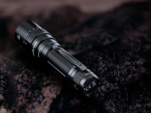 LED-Taschenlampen - Fenix - LED-Taschenlampe - 3000 Lumen - 5000 mAh - Schwarz - PD40R V2.0
