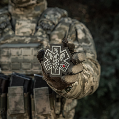 Blutgruppe & Medic - M-Tac - Sanitäter Gesticktes Medizinisches Abzeichen Paramedic - Ranger Green - 51432023