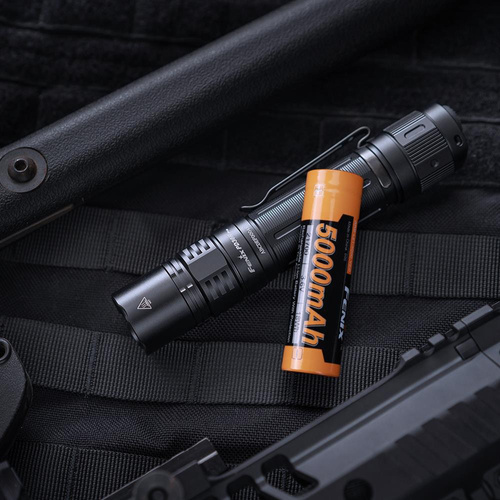 Fenix - Taschenlampe LED PD36R Pro mit 5000 mAh Akku - 1600 lm - Schwarz - PD36R - LED-Taschenlampen