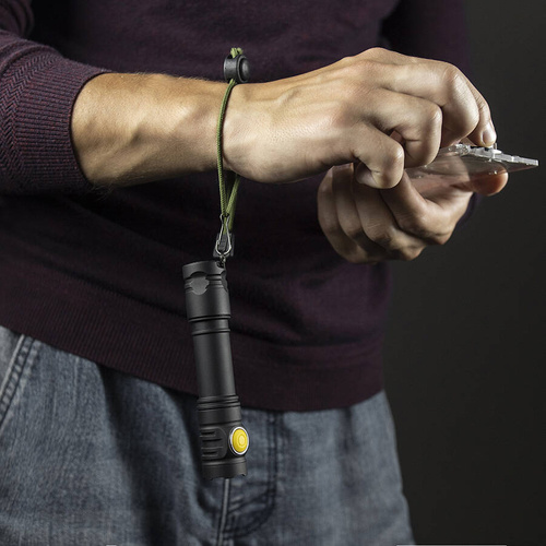 Outdoor - Armytek - LED-Taschenlampe Partner C2 - Weiß Licht - 1100 lm - 18650 - Schwarz - F07802C - LED-Taschenlampen