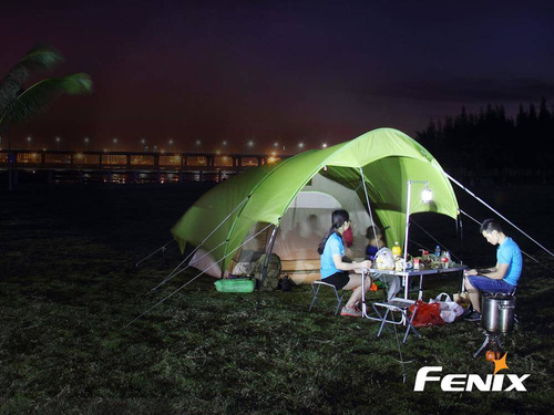 LED-Taschenlampen - Fenix - Camping LED Taschenlampe - 650 Lumen - 18650 - Schwarz - CL30R