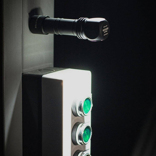 Armytek - Stirnlampe Wizard C2 Pro - Magnetisches Ladegerät - 2500 lm - 18650 - Schwarz - F08701C - LED-Taschenlampen - Outdoor