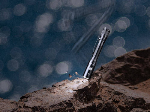 Fenix - LD22 V2.0 LED-Taschenlampe mit 1600-mAh-Akku - 800 Lumen - LD22 V2.0 - LED-Taschenlampen