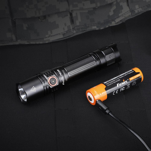 Fenix - Taktische LED-Taschenlampe wiederaufladbar - 1700 Lumen - 2600 mAh - Schwarz - PD35 V3.0 - LED-Taschenlampen - Outdoor