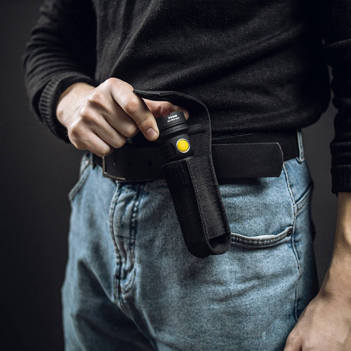 Armytek - Taktische Taschenlampe Prime C2 Pro Max - Magnetisches Ladegerät - 4000 lm - 21700 - Schwarz - F08601C - LED-Taschenlampen